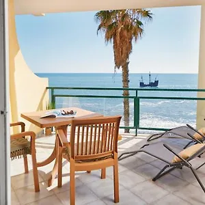  Appartement Lovely With Pool And Sea View
